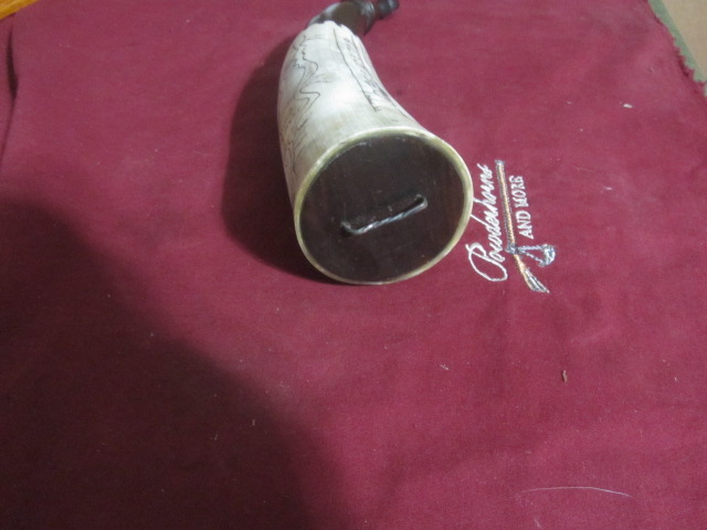 Compass Map Horn